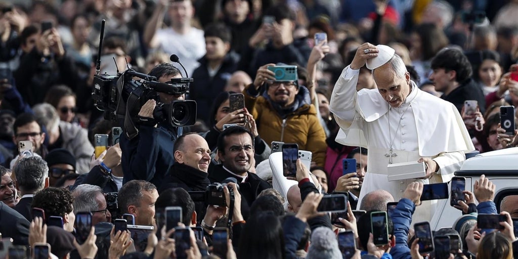 León XIV: el Papa que perfecciona su alemán a golpe de Duolingo a las 3 de la mañana