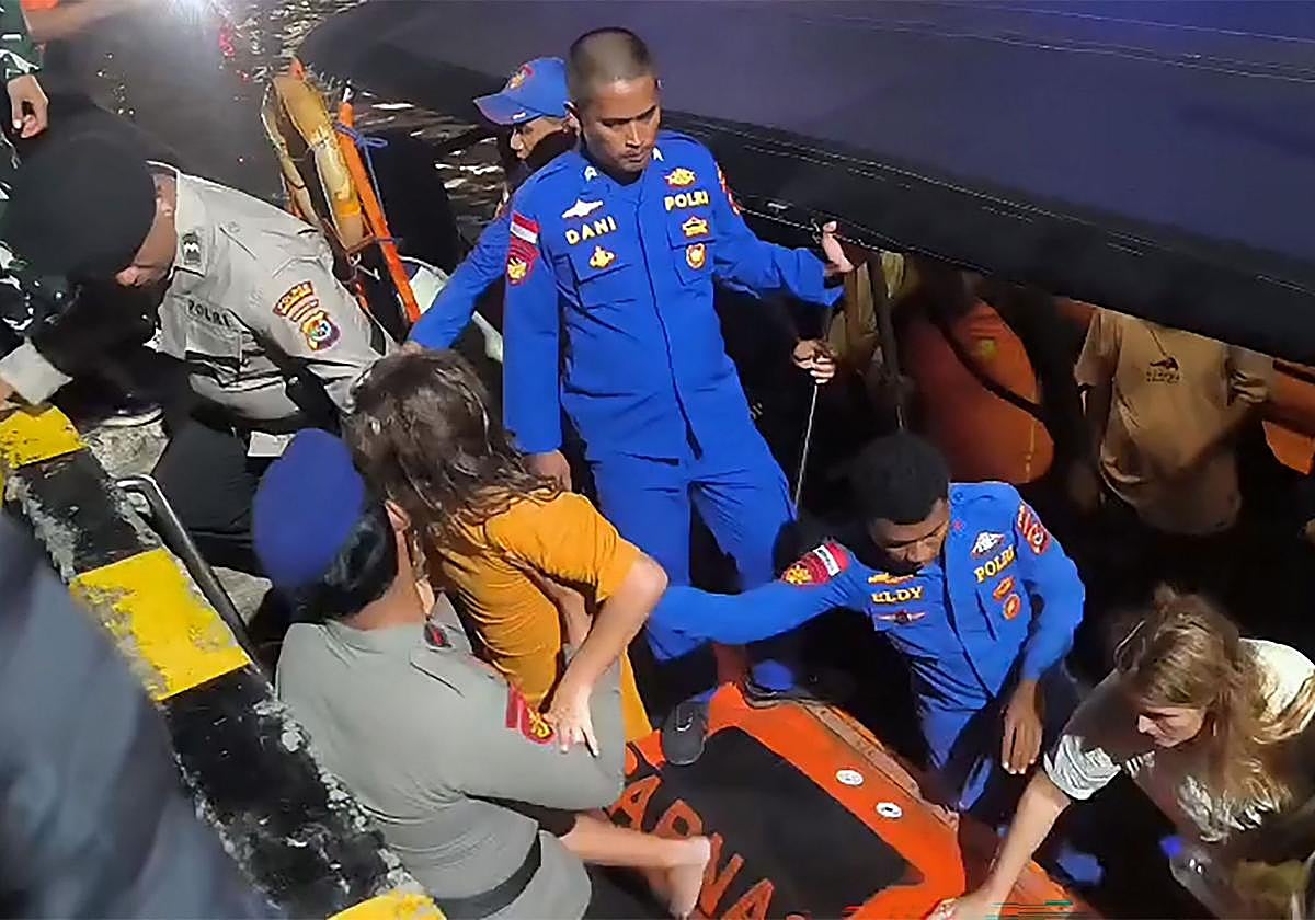 Zona de búsqueda en Labuan Bajo, Indonesia