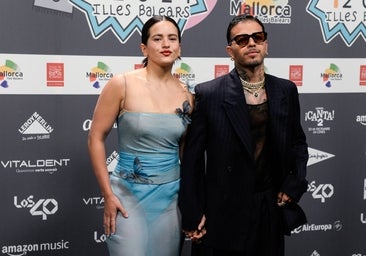 Así es el impresionante anillo de compromiso de Rosalía