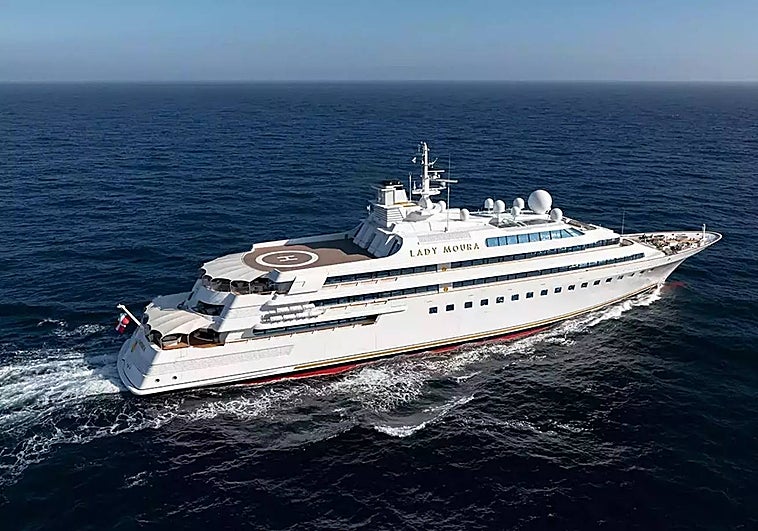 Dentro del Lady Moura, uno de los yates más lujosos del mundo