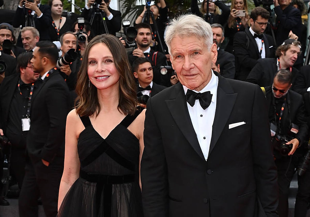 Harrison Ford y Calista Flockhart se ha convertido en la pareja más elegante en la alfombra roja del Festival de Cannes.