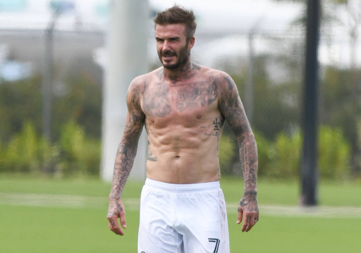 Así debes cuidar tus tatuajes en verano para evitar que se estropeen