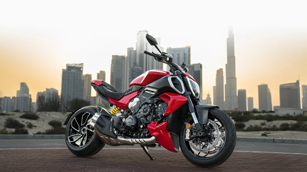 Ducati Diavel V4