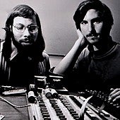 A subasta un cheque firmado por Steve Jobs y Wozniak que ya supera los 55.000 euros