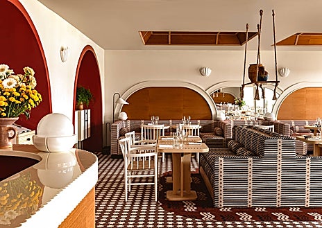 Imagen secundaria 1 - El hotel alberga el restaurante Frenchie Biarritz, una brasserie con mucha influencia vasca