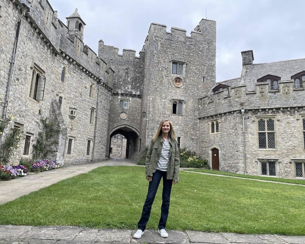 La Princesa Leonor estudió en el UWC Atlantic College y su hermana le sigue los pasos.