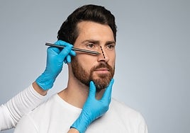 Las cinco cirugías estéticas que más se hacen los hombres en España
