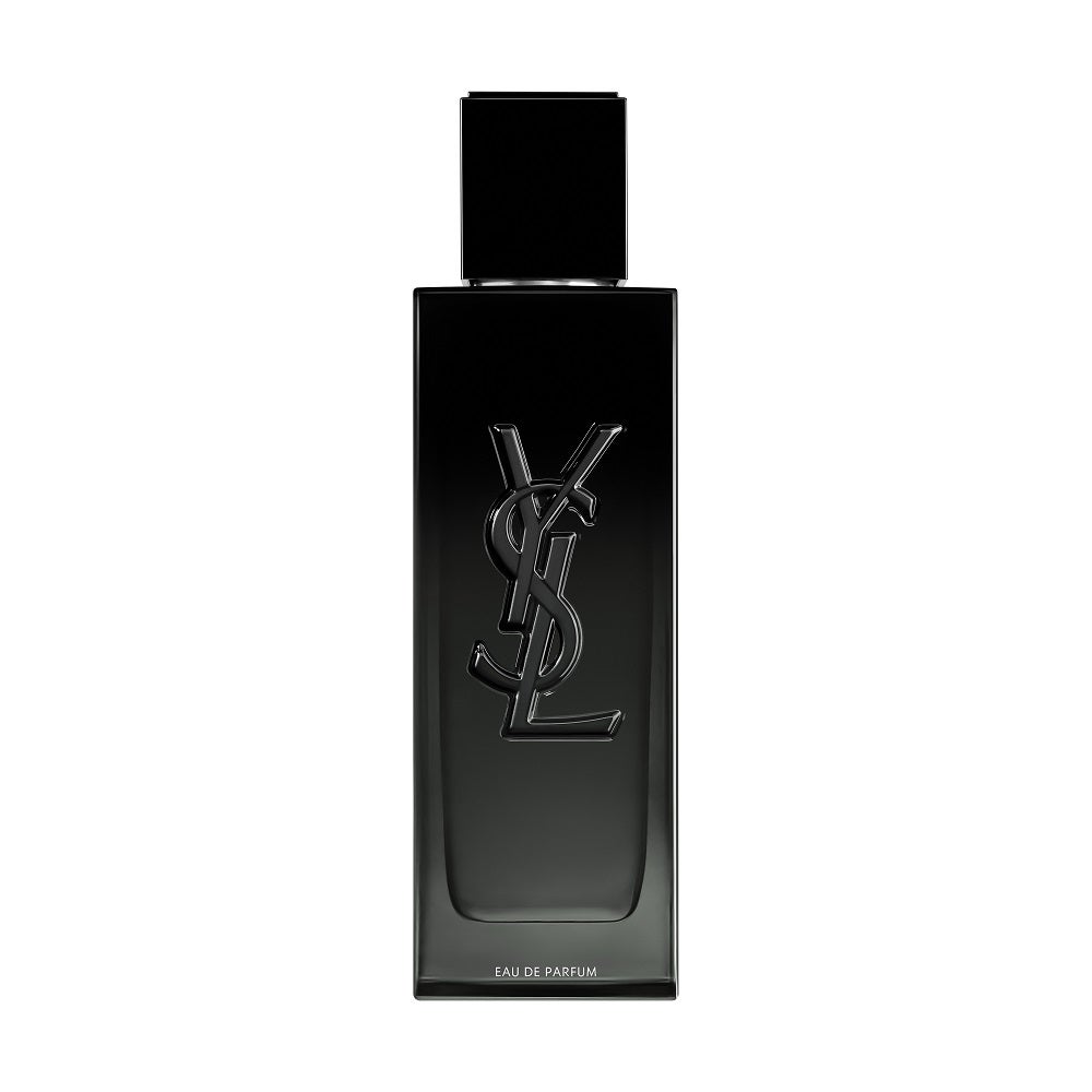 MYSLF de YSL Beauty (130 €, 100 ml). Una fragancia floral amaderada que comienza con un acorde fresco y vibrante hecho de un corazón de bergamota de Calabria y un vert de bergamota. En el corazón, un absoluto de azahar, puro e intenso, de Túnez, creado para YSL beauty. Para terminar, un acorde amaderado, sensual y con textura hecho de un corazón de pachuli de Indonesia y Ambrofix™.