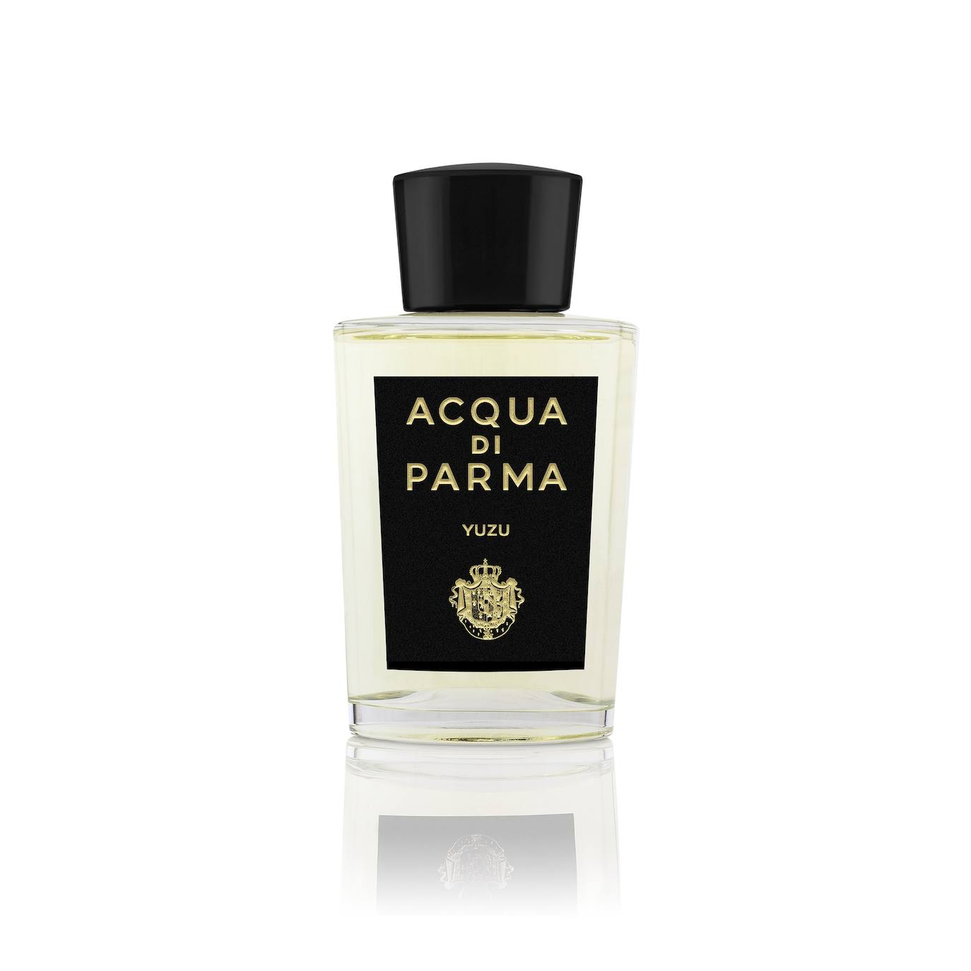 Eau de Parfum Yuzu de Acqua Di Parma (230 €, 100 ml). Una fragancia chispeante y energizante en la que la preciada pimienta de Sichuan comparte espacio con el exclusivo aroma del yuzu y las míticas notas cítricas de la bergamota de Calabria.