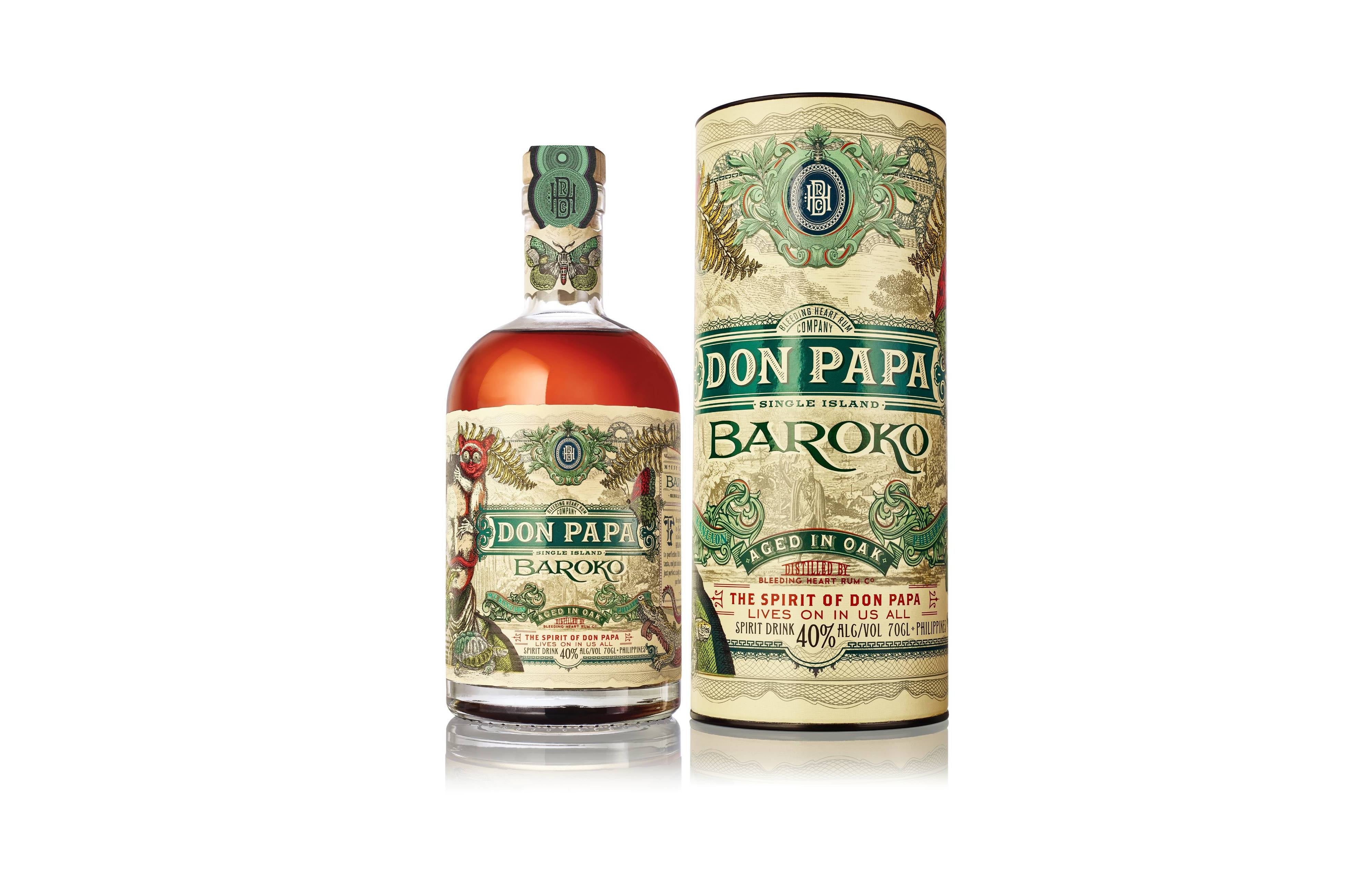 Abrimos la abundante sección dedicada a los rones con el exótico a la par que excepcional Don Papa Baroko, un ron filipino de color ámbar que a la luz desprende tonos dorados, con una nariz de aromas intensos con notas especiadas, madera, vainilla, extractos de caramelo, espresso y clavo, con un olor con un toque de jengibre fresco. Su intenso tinte ahumado y su final especiado crean un líquido perfectamente equilibrado con carácter y profundidad persistentes. PVPR: 34.90