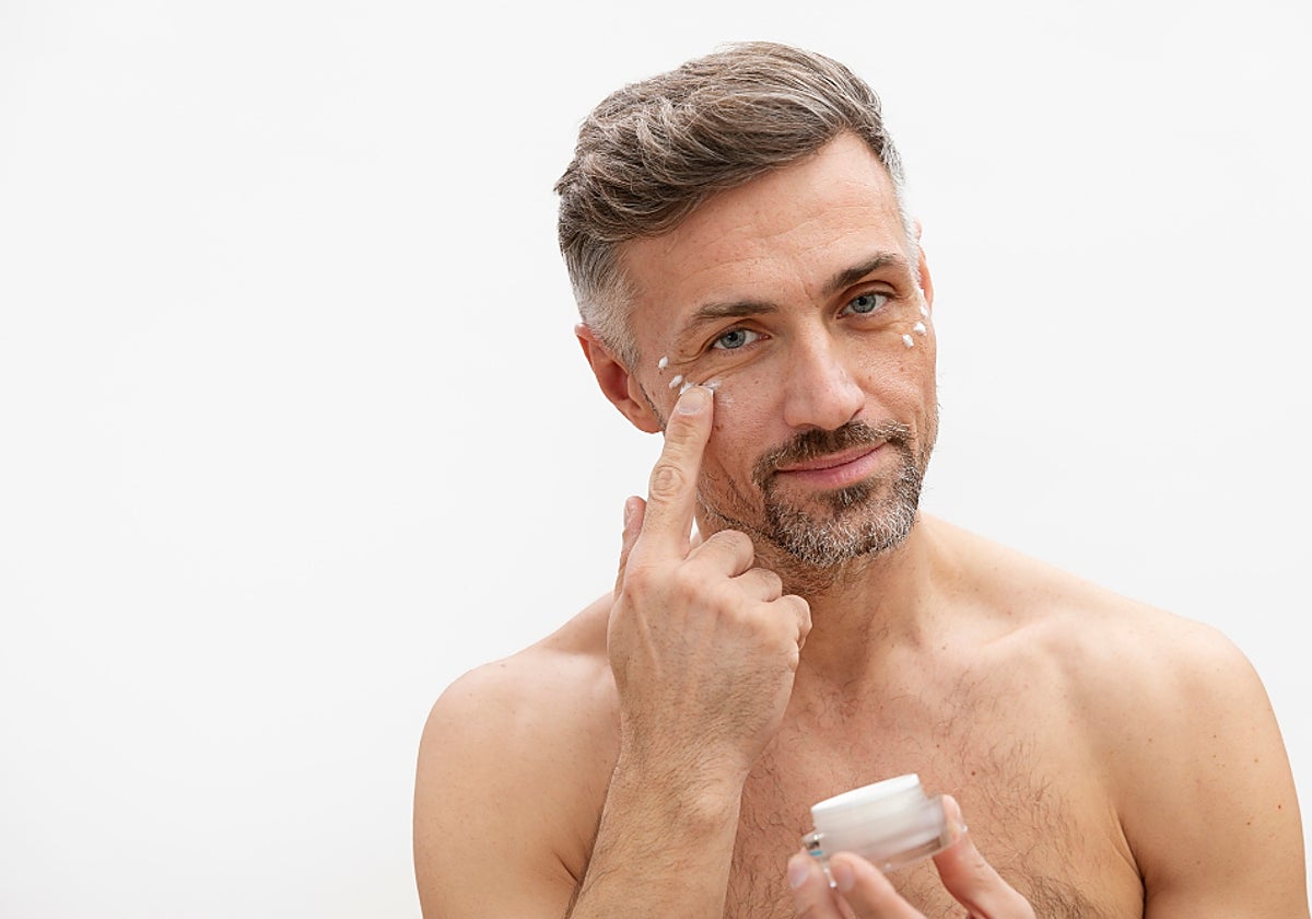 Los cosméticos con cafeína te ayudarán a rejuvenecer y cuidar tu piel.