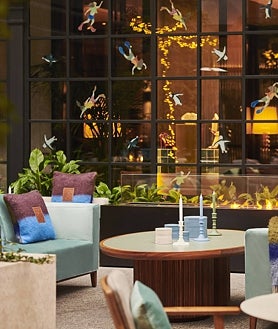 Imagen secundaria 2 - El hotel Villamagna es uno de los 'place to be' navideños en Madrid