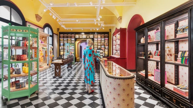 Imagen del tour virtual por una de las boutiques de Gucci