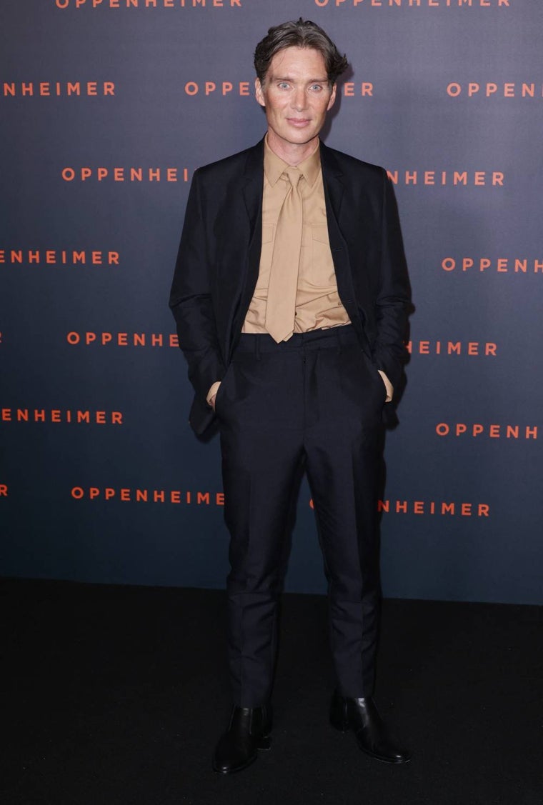 Cillian Murphy vestido de Prada