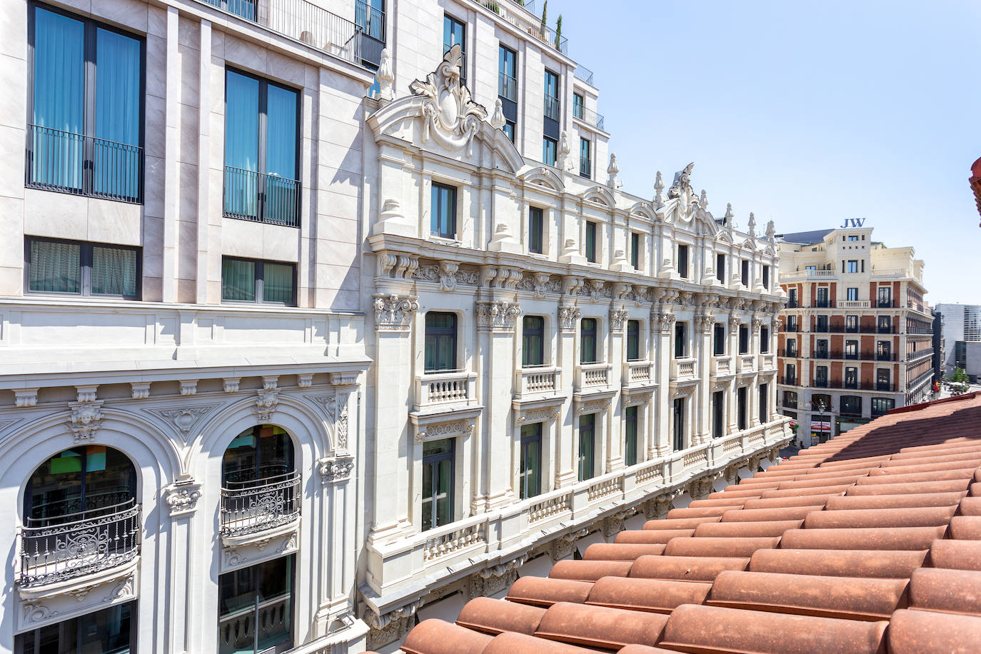 Ya sea como vivienda principal o como inversión, los áticos suelen ser una de las opciones más demandadas por quienes buscan una vivienda de lujo.