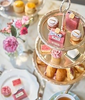 Imagen secundaria 2 - El Mandarin Oriental Ritz ofrece hasta el 21 de abril un planazo que se inspira en la mítica fragancia de la Maison, ahora reversionada. 