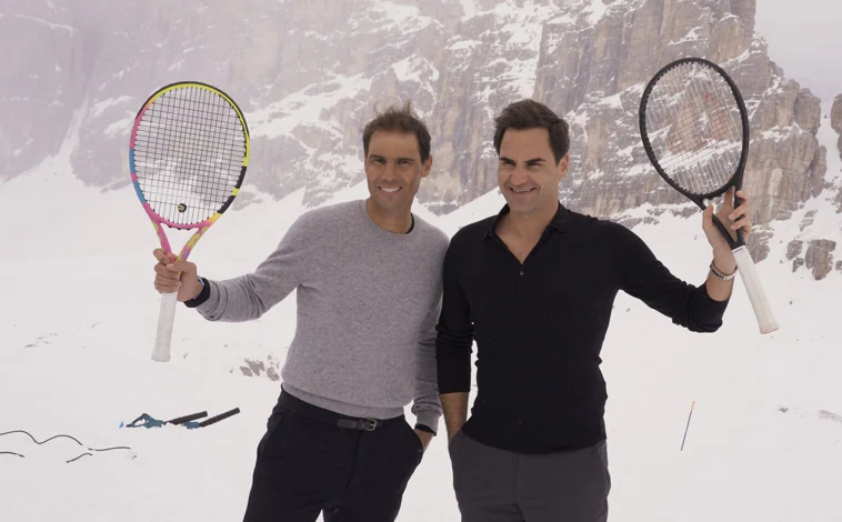 Imagen principal - Nadal y Federer durante la sesión de fotos para la campaña junto a Annie Leivobitz