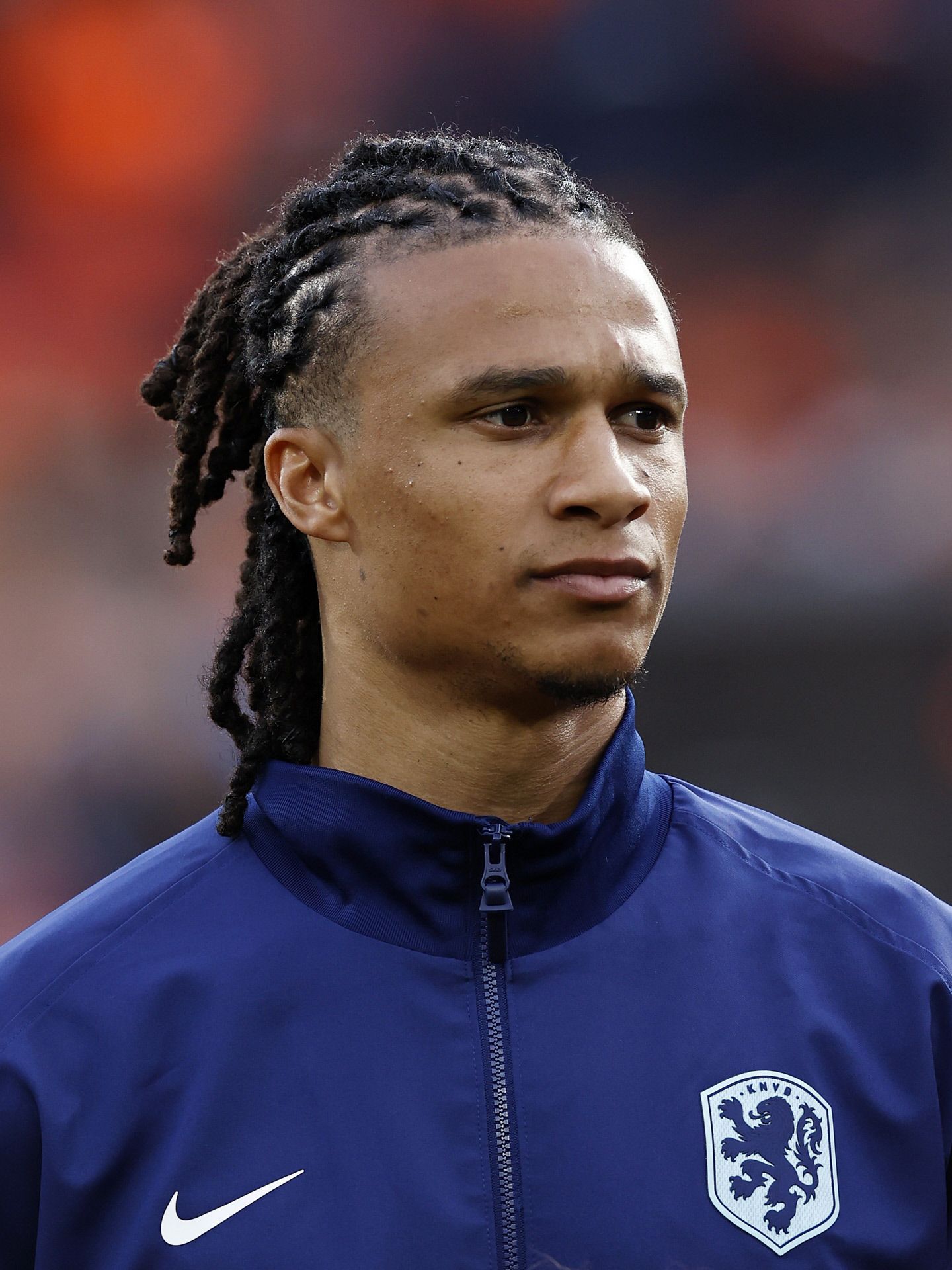 El jugador de Holanda Nathan Ake también se apunta a las rastas. 