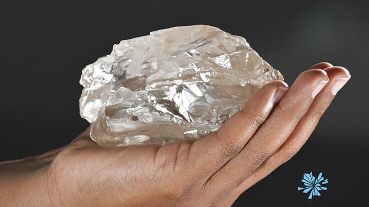 Este espectacular diamante tiene 2.492 quilates y pesa casi medio kilo