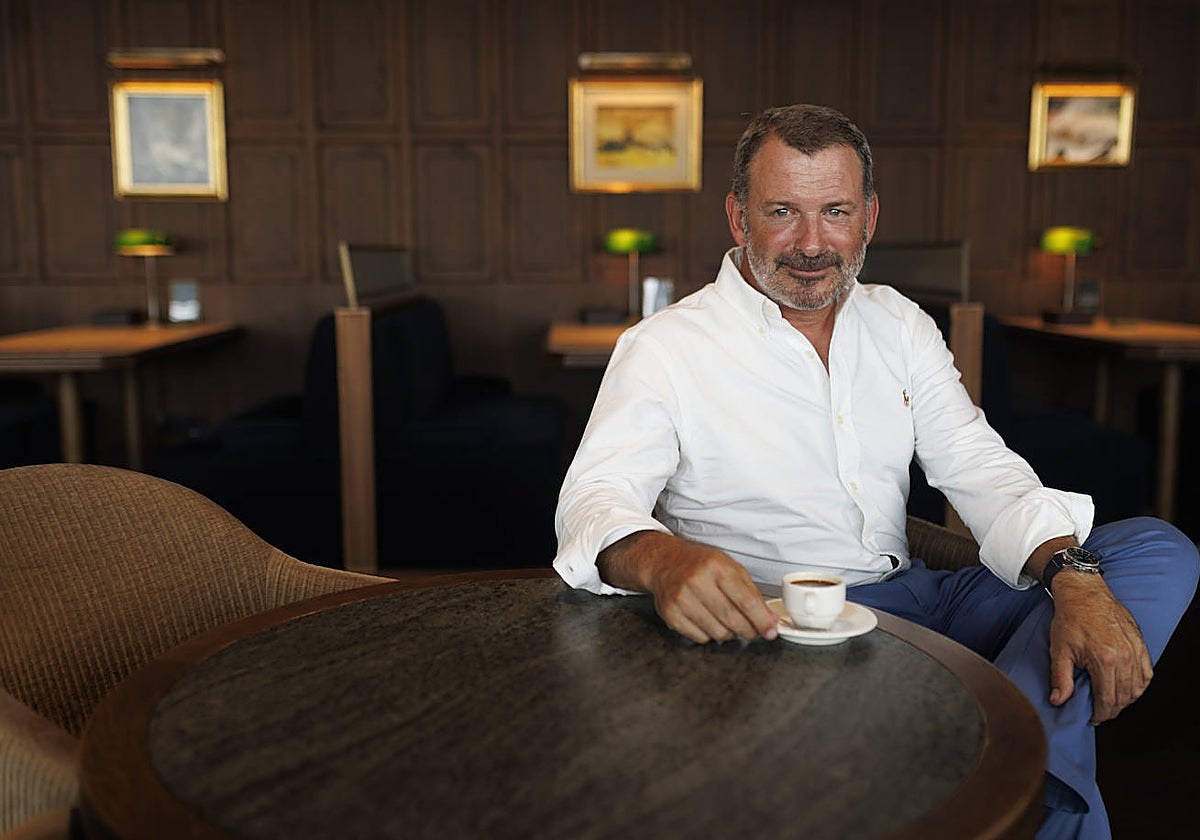 Álvaro Arrieta Konyay, presidente de Oxer Sport, se toma un café con Summum