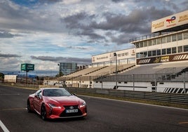 Motor Session Summum: una experiencia exclusiva en el circuito del Jarama