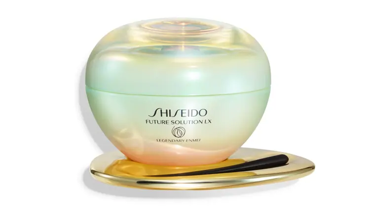 Shiseido Future Solution LX Legendary Enmei Ultimate Renewing Cream.