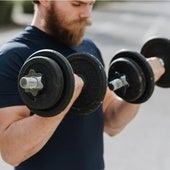 Cómo aumentar la fuerza y masa muscular con el entrenamiento piramidal