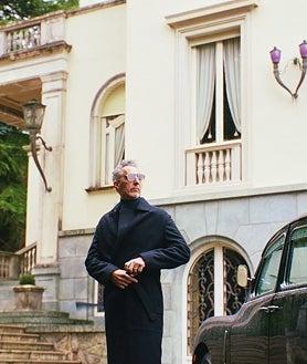 Imagen secundaria 2 - Imágenes de John Turturro en el corto para Zegna