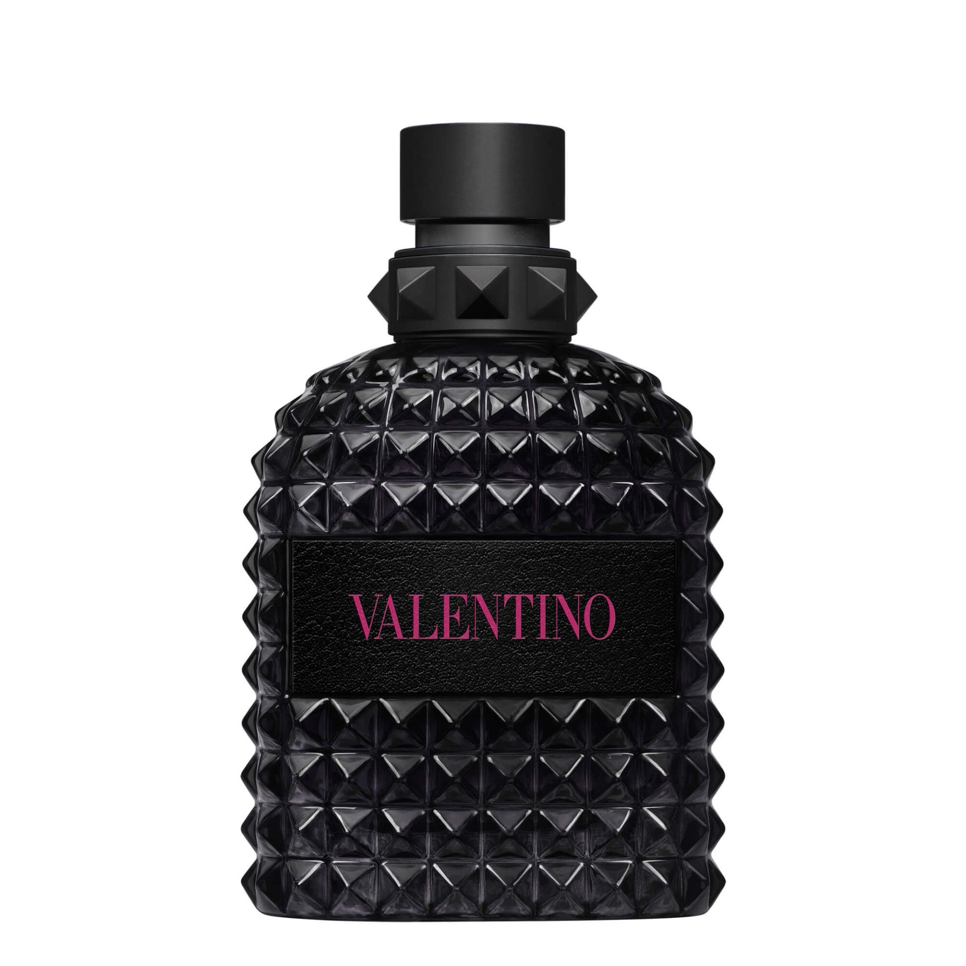 La casa de lujo Valentino lanza con motivo de San Valentín nuevas versiones de sus afamados 'Born in Roma' subiendo el listón de la perfumería de alta intensidad y concentración y ofreciendo impacto en su forma más pura. Para hombre, el vetiver y el corazón de lavandín se sirven de forma concentrada con una mezcla de especias, encapsulando la naturaleza seductora de la fragancia con una audaz dosis de confianza. Apta para los más atrevidos. Precio: 102 euros /50ml