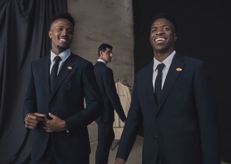 Immagine secondaria 1 - Militao, Vinicius, Mbappé, Courtois e Carvajal vestiti con Vuitton
