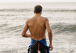 Láser, cera o crema: ¿Cuál es la mejor opción para depilar la espalda?