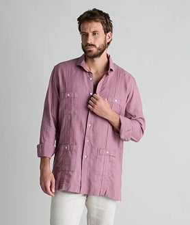 Imagen secundaria 2 - Guayabera de Scalpers (59,90€), camisa Guayabera li-co cruso, de Scotta (89,90€) y guayabera de 100% de lino de Old Jeffrey (90,97€)