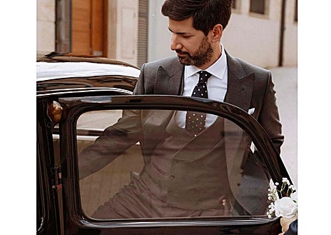 Imagen secundaria 1 - Algunos de los trajes de ceremonia o invitados en diferentes versiones