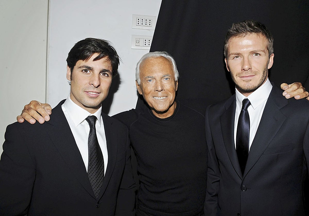 El diseñador Giorgio Armani con Frascisco Rivera y David Beckham.