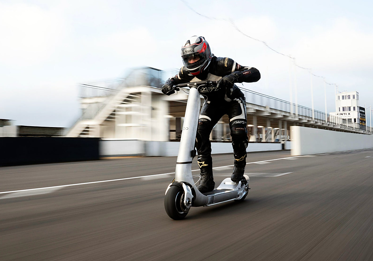 Así es el patinete eléctrico más rápido y lujoso de la firma británica Bo