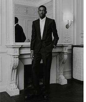 Imagen secundaria 2 - Detalles del esmoquin hecho a medida de Ousmane Dembélé