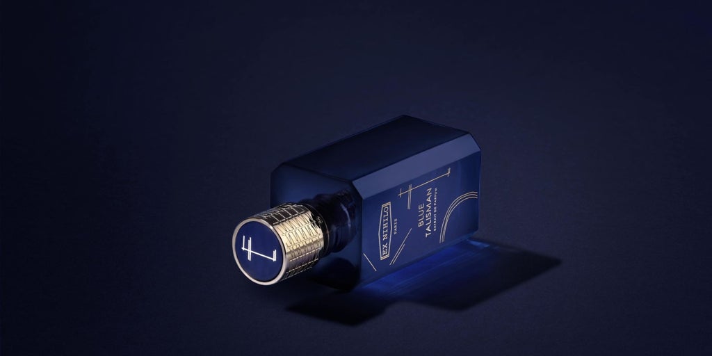 Artesanía, innovación tecnológica y personalización: así son los perfumes de lujo que conquistan a los famosos