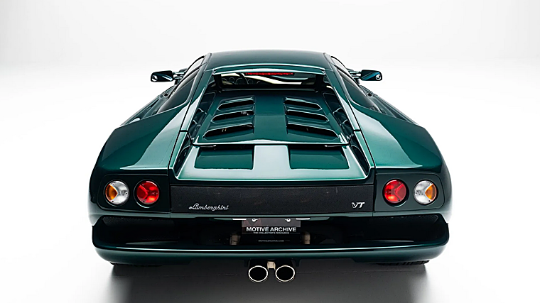 Este Lamborghini es el único que tiene la carrocería pintada en verde hydra