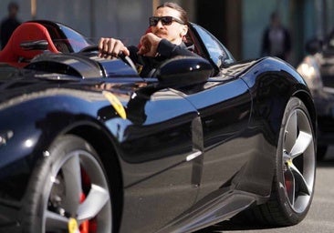 La colección de coches Ferrari que Zlatan Ibrahimovic guarda en su garaje