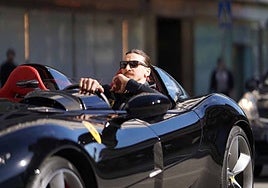 La colección de coches Ferrari que Zlatan Ibrahimovic guarda en su garaje