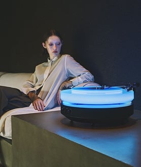 Imagen secundaria 2 - Detalles del nuevo tocadiscos Hotaru (9.999 euros)