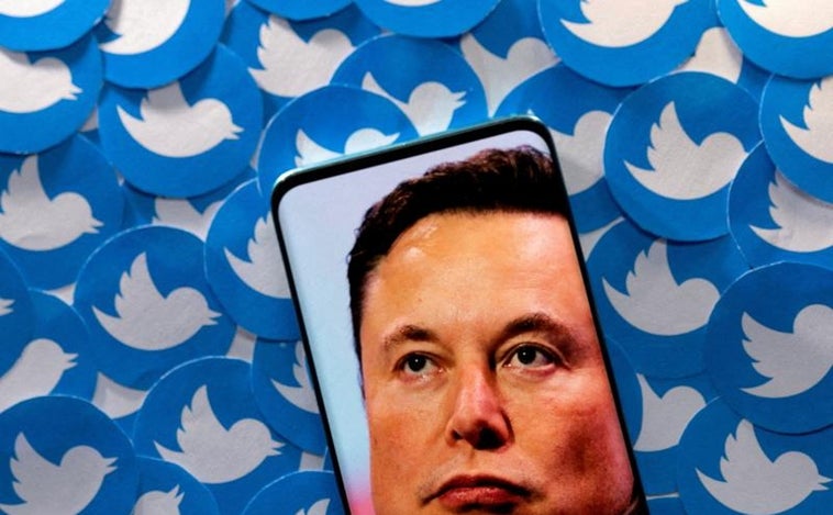 Las razones por las que Elon Musk está obligado a comprar Twitter, según la red social