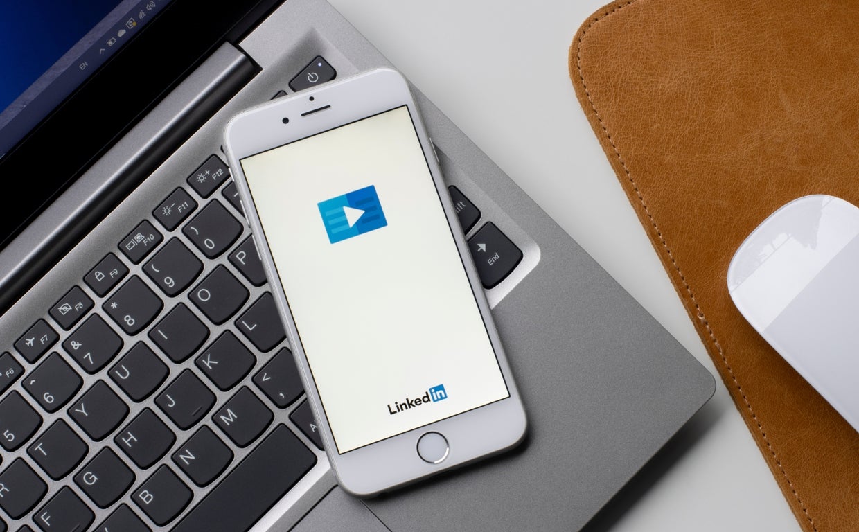 Foto de archivo con la app de LinkedIn