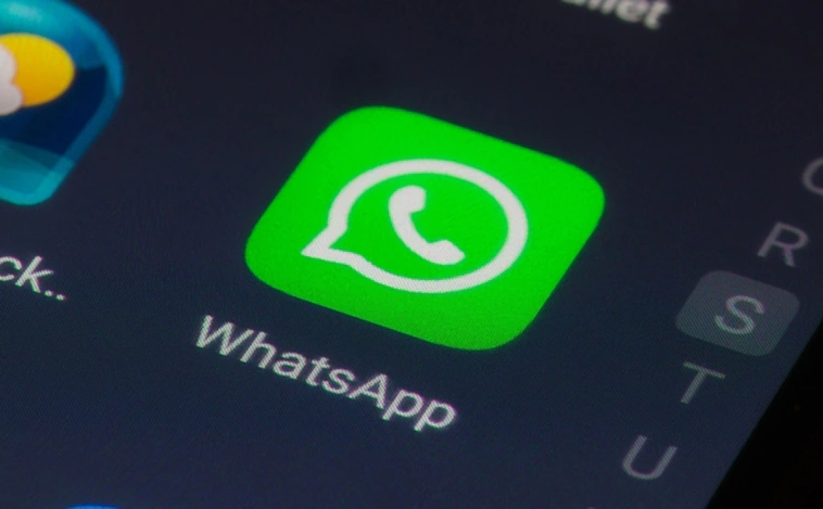 Alertan sobre una nueva aplicación capaz de robarte la cuenta de WhatsApp