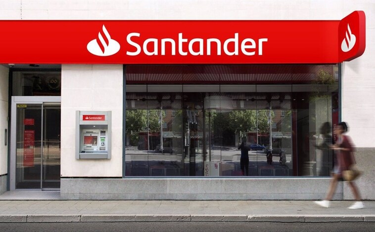 Los nuevos SMS que están utilizando para robarte suplantando a Santander, Caixabank o BBVA