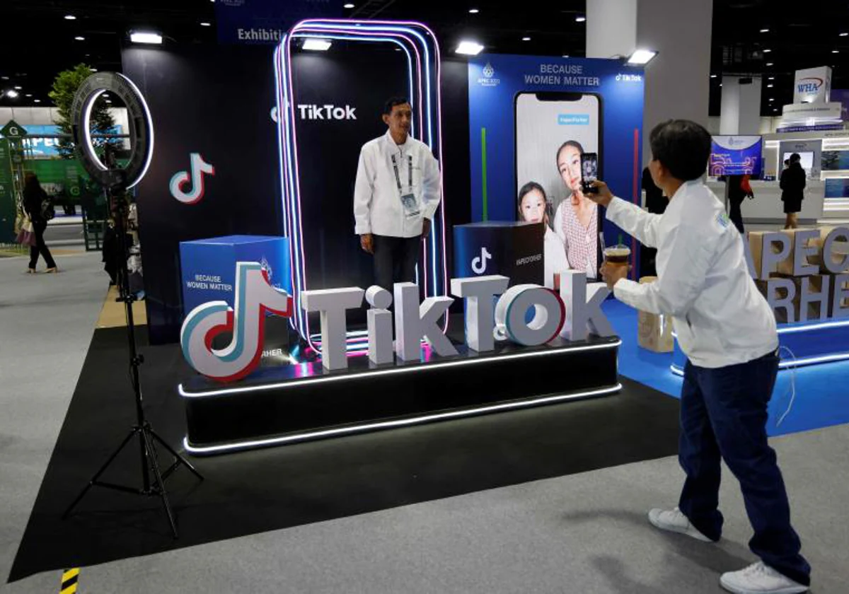 TikTok aparca los bailes para ser un gigante de la publicidad y hacerle  sombra a Elon