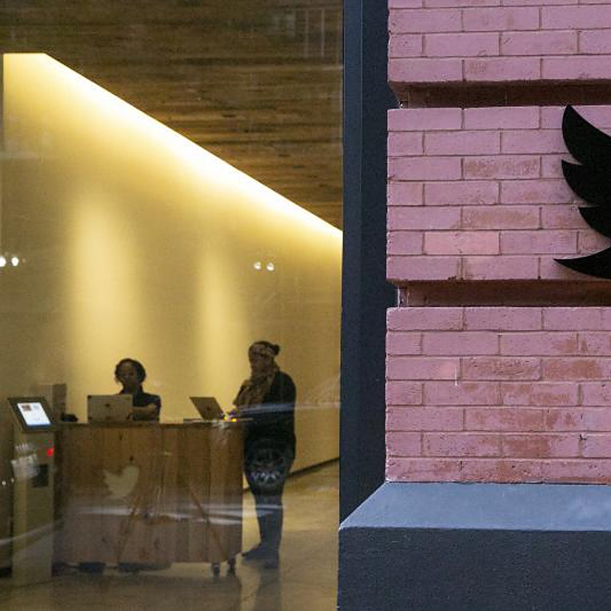 Dimite el director de Twitter en Francia