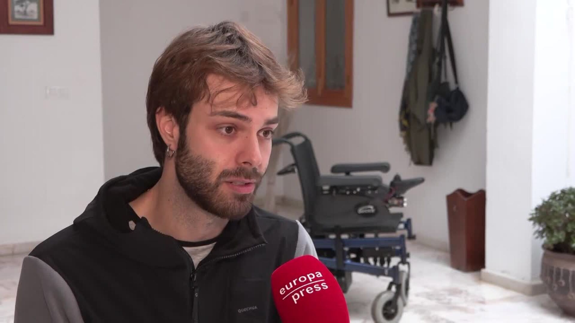 Ingeniero extremeño crea una silla de ruedas que funciona con voz: &quot;Es de justicia&quot;