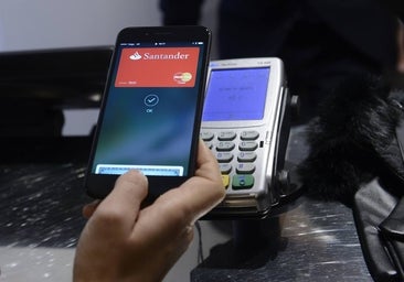 Aviso del Banco de España a los que pagan con móvil: sigue estos pasos si no quieres ser víctima de una estafa
