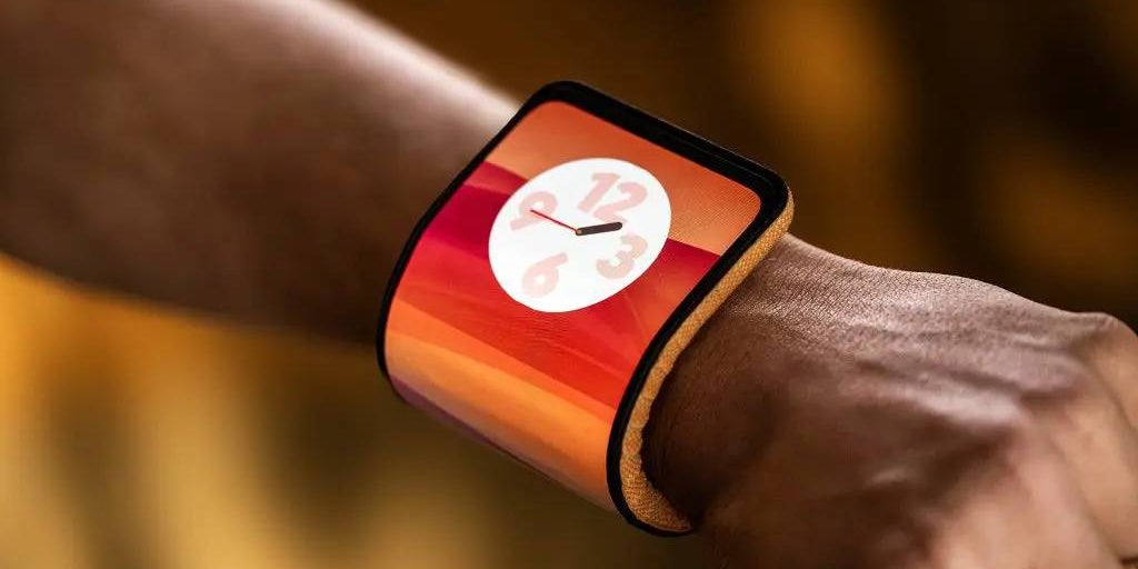 Un móvil 'chicle' y otro con 2. 000 horas de batería: los 'smartphones' futuristas más curiosos del mwc
